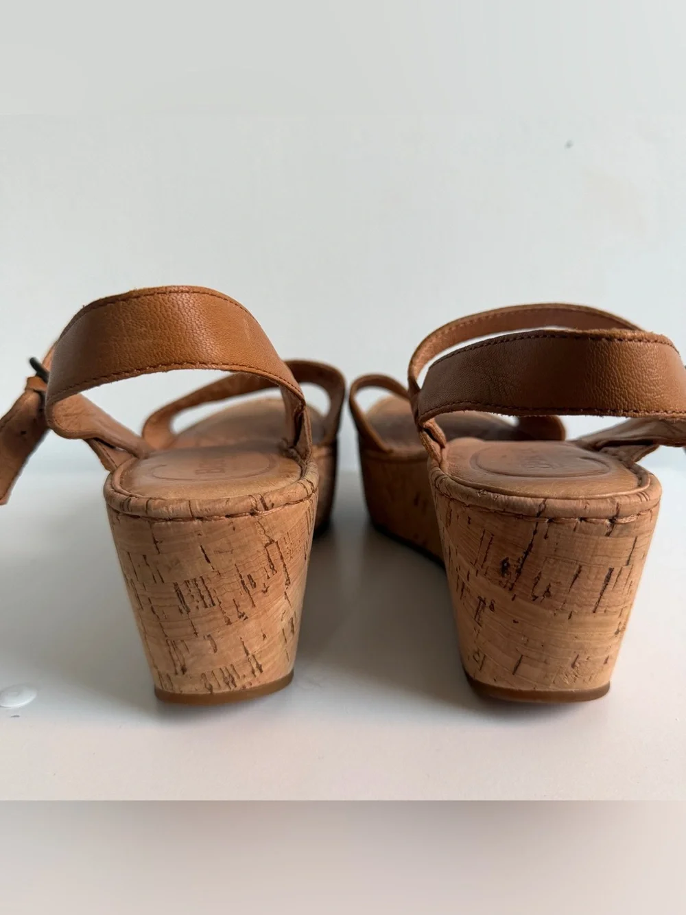 Like new Born Tan Leather Cork Wedge Sandals sz 8